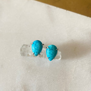 Dew Drops Stud Earrings